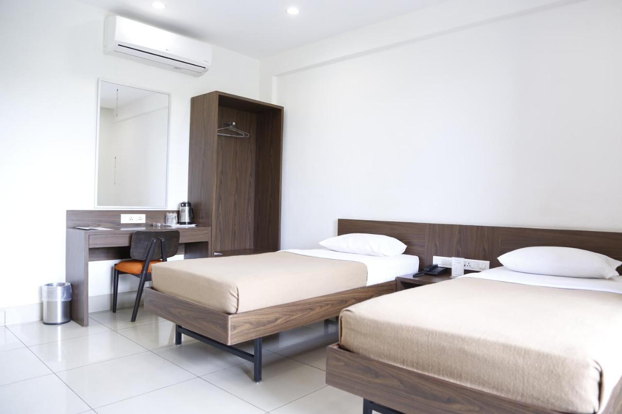 Hotel Dreamland 푸네 외부 사진